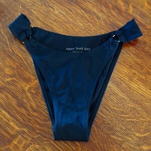 Nvw New Away That Day Gold Ring Bottoms